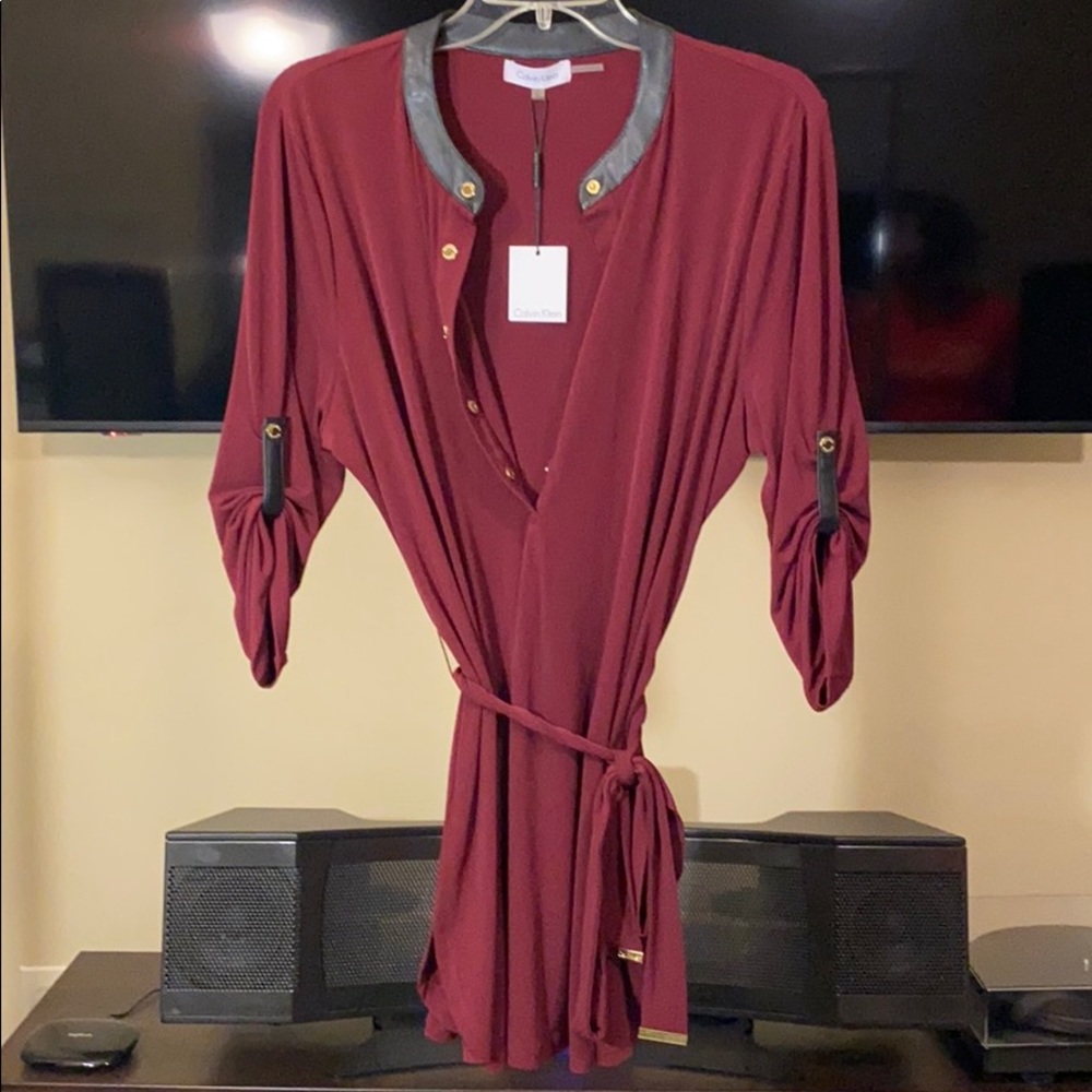 Women’s Calvin Klein blouse